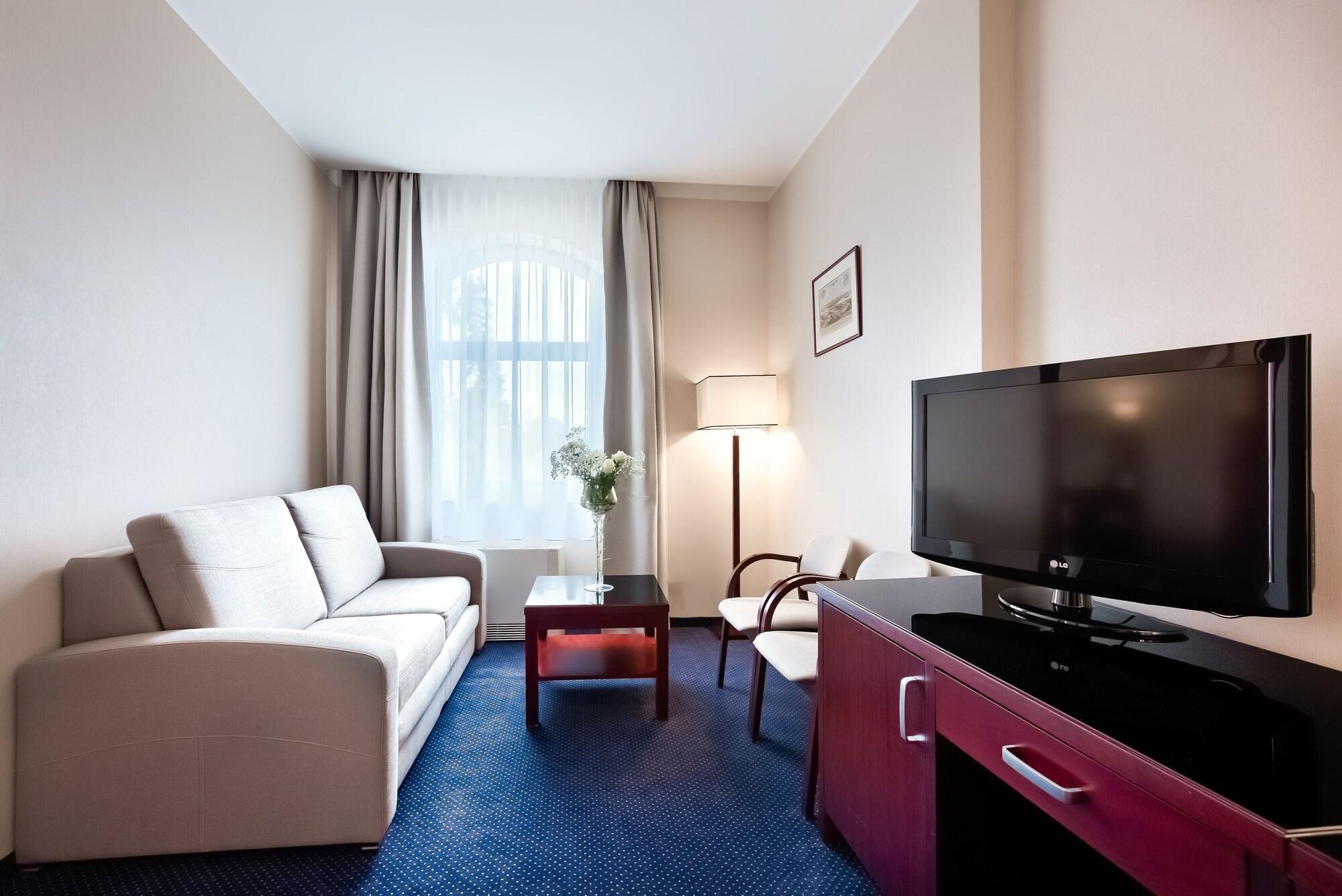 Hotel Atrium シュチェチン エクステリア 写真